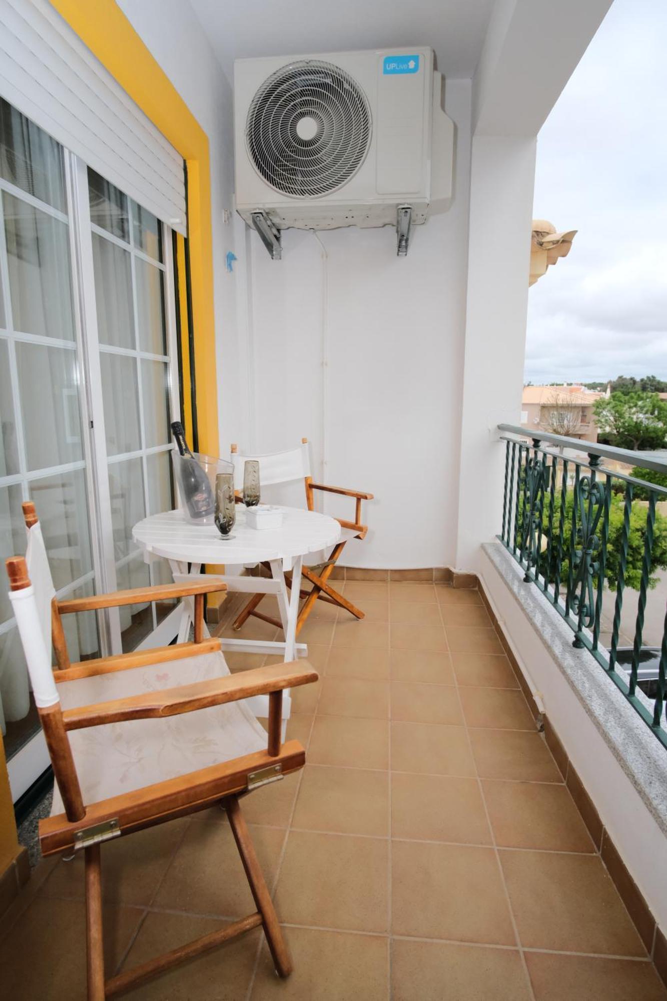 Apartamento T2 Em Condominio Fechado. Albufeira Exterior photo
